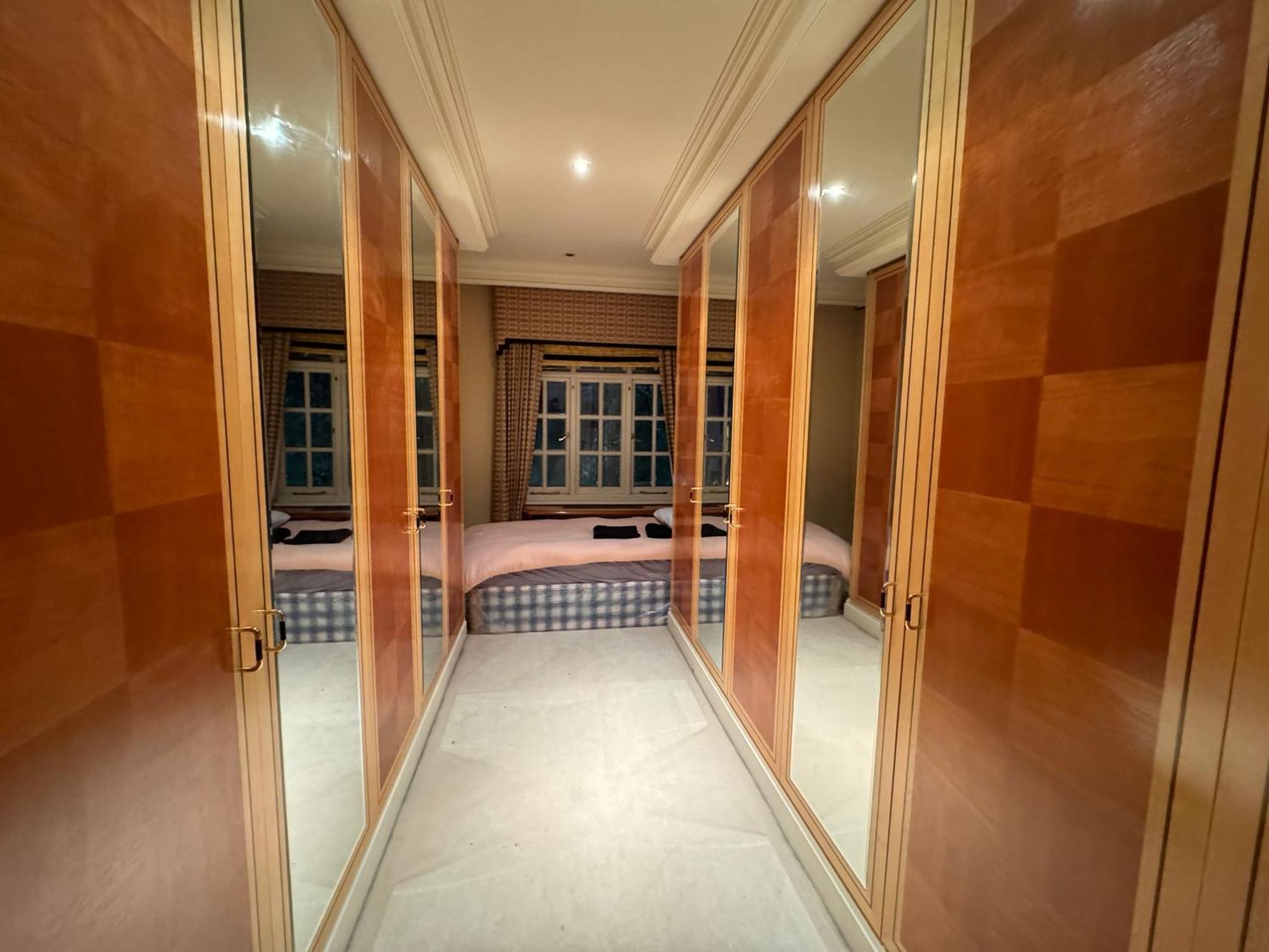 The Bishop Hotel London Bagian luar foto